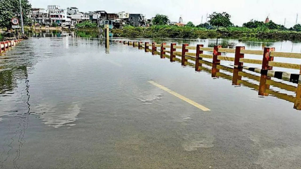 Gujarat braces for another spell of heavy rain, death toll at 47